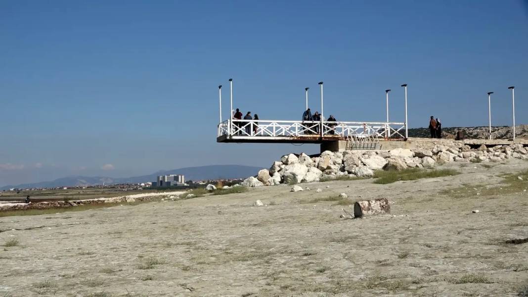 Burdur Gölü 55 Yılda 21 Metre Çekildi! 7